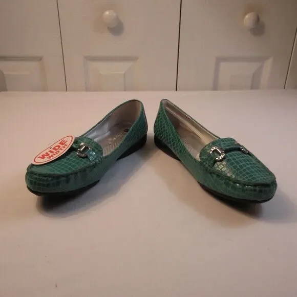 NWT Women's White Mountain Shoes US Size 9 Green Pearl Croco Moccasin - Picture 4 of 6